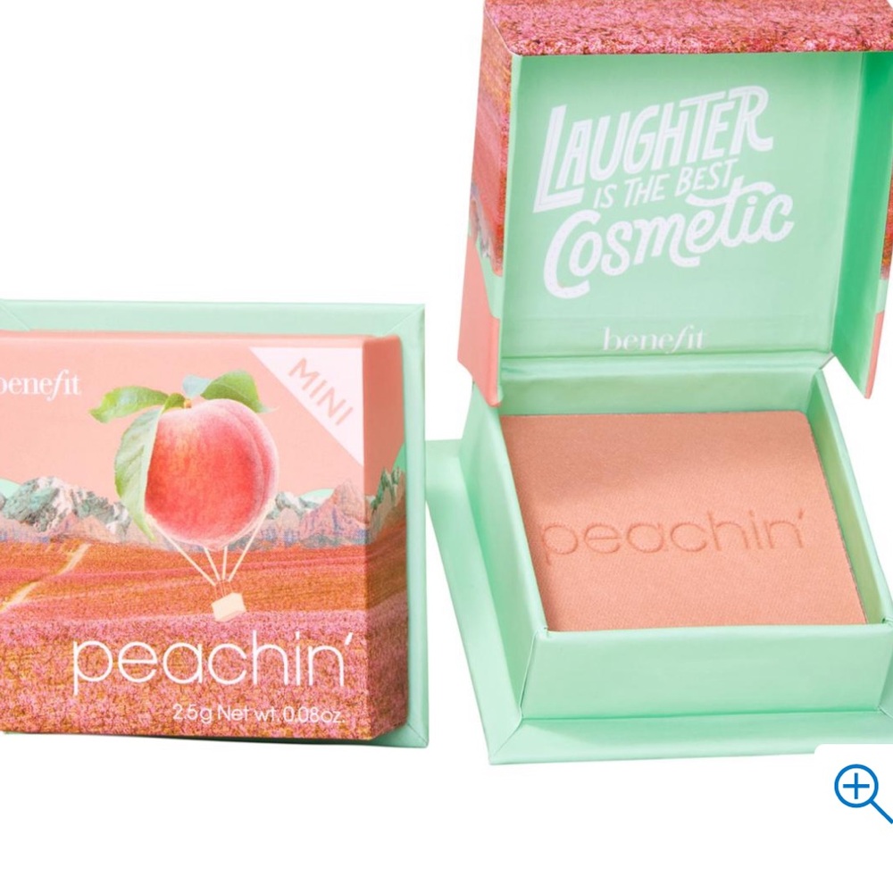 Benefit Cosmetics Peachin’ Golden Nectar Blush golden peach soft-shimmer finish